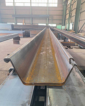 鋼材写真｜株式会社三友工業